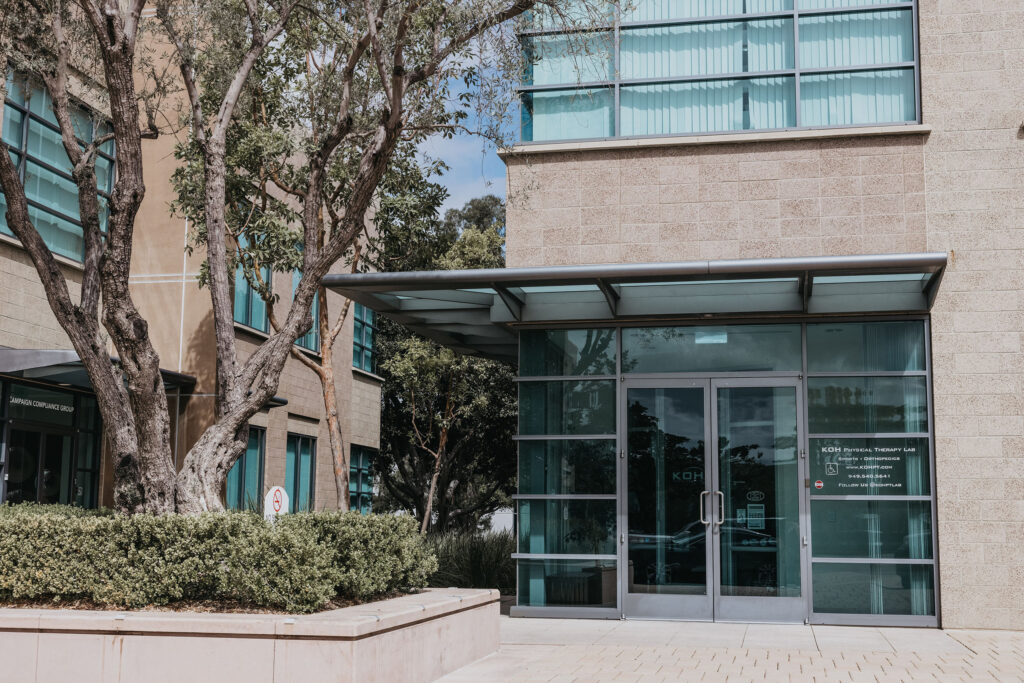 Koh PT Lab in Irvine CA offers space for rent to other medical professionals such as private personal trainers and chiropractors